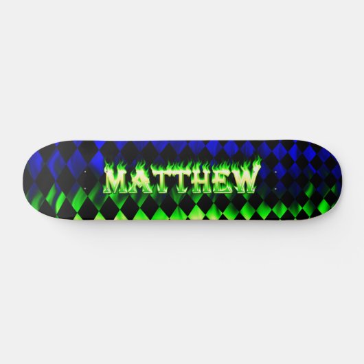 Matthew skateboard groen vuur en vlammenontwerp. (Horizontaal)