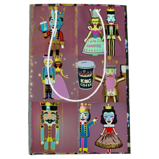 Mature Nutcracker Gift Bag Medium Cadeauzakje (Voorkant)