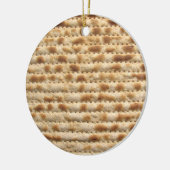 Matzah biscuit platbrood, versiering keramisch ornament (Links)