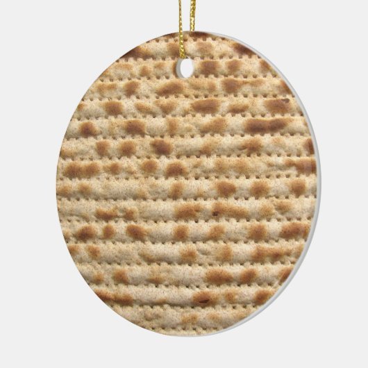 Matzah biscuit platbrood, versiering keramisch ornament (Links)