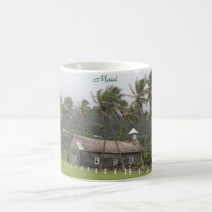 Maui, oude kerk, met de wind geblazen palmbomen koffiemok