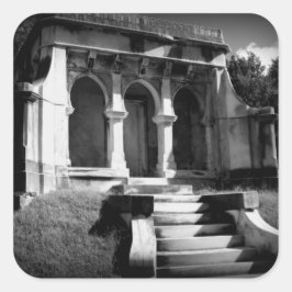 Mausoleum op een heuvel vierkante sticker