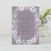 Mauve Dennenkrans Bruiloft Kaart (Staand voorkant)