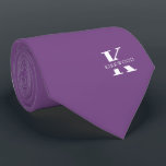 Mauve | Elegant monogram naam | eenzijdig Stropdas<br><div class="desc">Een elegante eenzijdige stropdas met een gewaagd wit monogram op een Mauve paarse achtergrond. Bovenop dit monogram staat je voor- of achternaam in alle hoofdletters. Als u de voorkeur geeft aan een stoutmoediger zoeken naar de persoonlijke naam in de grote letter kunt u het volgende doen: Gebruik de functie aanpassen...</div>