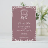 Mauve Monogram Bloemen  Crest Bruiloft Save The Date (Staand voorkant)