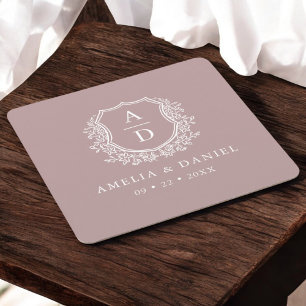Mauve Monogram Huwelijk Floral Crest Elegant Kartonnen Onderzetters