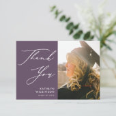Mauve Paarse Elegant Script Photo Afstuderen Bedankkaart (Staand voorkant)