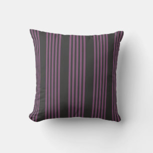 Mauve paarse en houtskool vijf strepen patroon kussen