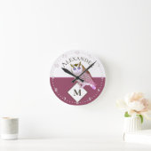 Mauve Pink Owl Monogram Naam  Ronde Klok (Huis)
