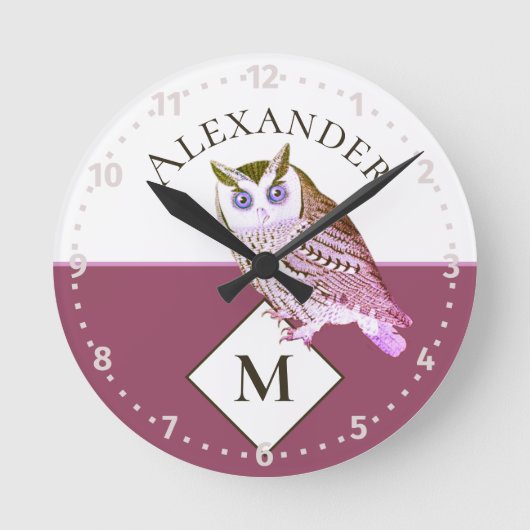 Mauve Pink Owl Monogram Naam  Ronde Klok (Voorkant)