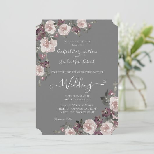 Mauve Plum on Grey Floral Wedding Invitation Kaart (Staand voorkant)