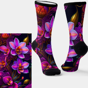 Mauve Purple Flowers met Gold op Black Sokken
