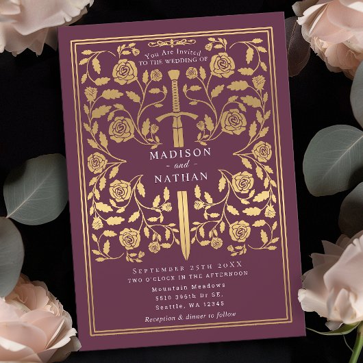 Mauve Royal Medieval Gold Sword Wedding Invitation Kaart