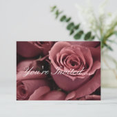 Mauve Rozen Wedding Invitations Kaart (Staand voorkant)