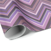 Mauve zigzag strepen cadeaupapier (Rol Hoek)