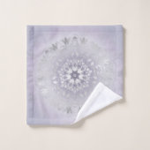 Mauve Zilveren Bloemrijke Mandala Bad Handdoek (Wasdoekje)