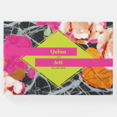 Maximalistische moderne gemarmerde bloemenbruiloft gastenboek (Voorkant)