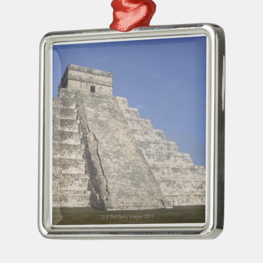 Maya ruïnes in Chichen Itza, Kukulcans Pyramide Metalen Ornament (Links)
