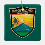 Mayon Volcano Filipijnen Reizen Kunst Vintage Keramisch Ornament<br><div class="desc">Mayon Vulkaan vector kunst ontwerp. Mayon,  ook bekend als Mount Mayon en Mayon Volcano,  is een actieve stratovulkaan in de Filipijnse provincie Albay.</div>