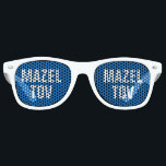 MAZEL TOV grappige feesttinten voor bar mitswa Retro Zonnebril<br><div class="desc">MAZEL TOV grappige feesttinten voor vleermuis of bar mitswa, joodse bruiloft viering, verjaardag etc. Koele geeky zonnebril met humoristische quote of aangepaste Hebreeuwse expressie voor mannen, vrouwen en kinderen. Leuke rekwisieten voor verjaardag, afstuderen, vrijgezel of vrijgezellenfeest, bruiloft, pensioen, huisfeest, jongensnacht, meisjes nacht uit, vakantie reis, bedrijfsfeest, bedrijf, bedrijf etc. Big...</div>