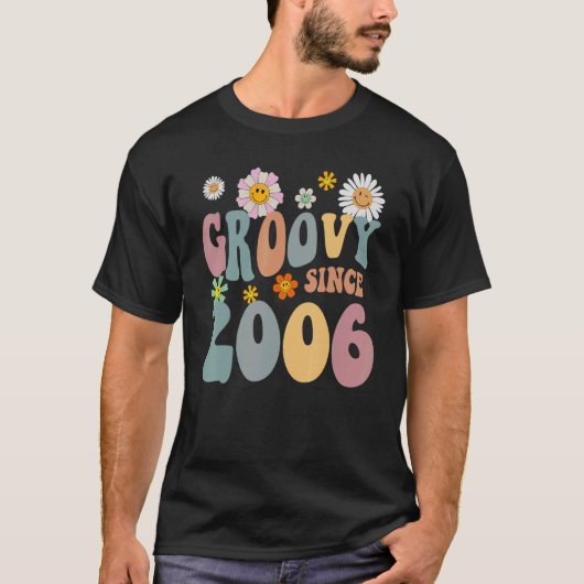 MB Groovy sinds 2006 Retro Hippie Flower 16e Geboo T-shirt (Voorkant)