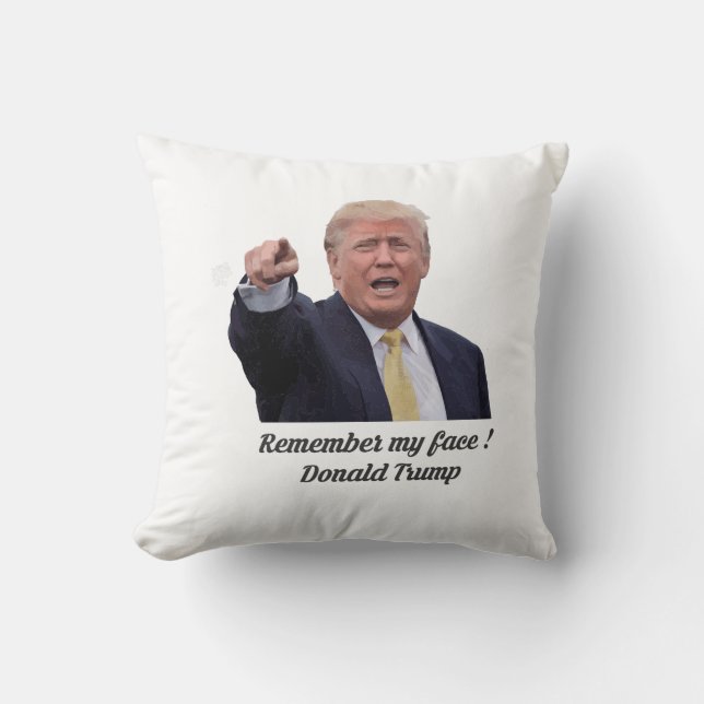 MC Trump Pillow Kussen (Voorkant)