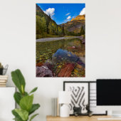 McDonald Creek in de herfst met Garden Wall Poster (Thuiskantoor)