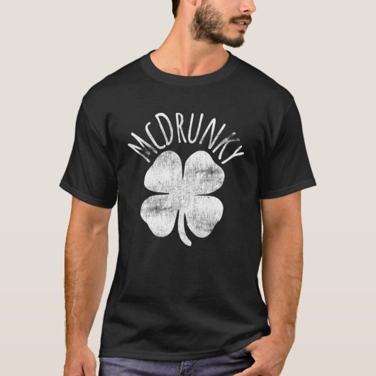 McDrunky Irish Clover St Patrick's Day Funny Drink T-shirt (Voorkant)