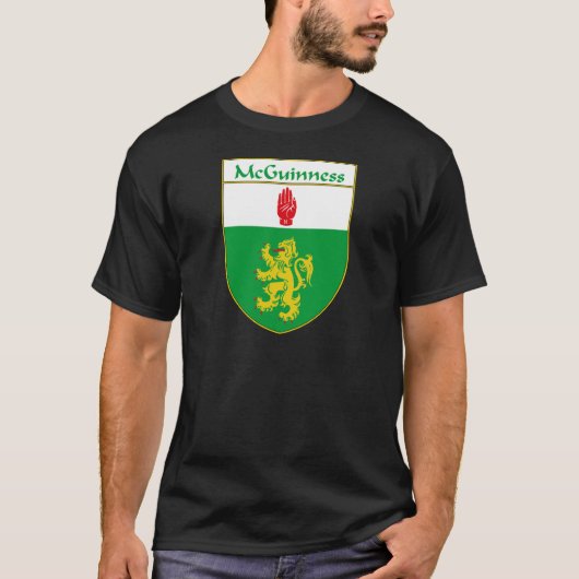 McGuinness Coat of Arms/Family Crest T-shirt (Voorkant)
