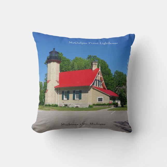 McGulpin Point Lighthouse 2019 vierkante kussen (Voorkant)