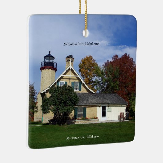 McGulpin Point Ligthouse-versiering Keramisch Ornament (Rechts)