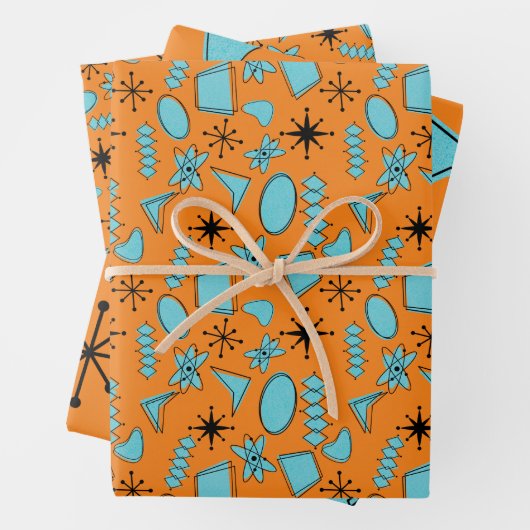 MCM Atomic Shapes Turquoise op Sinaasappel Inpakpapier Vel (In situ)