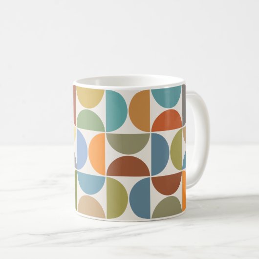 MCM Halfcirkels Patroonkleur op Crème Koffiemok (Voorkant rechts)