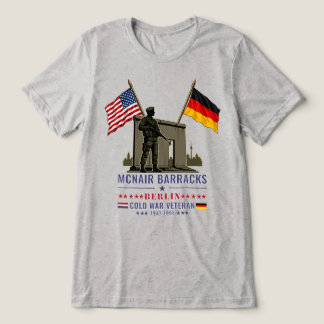 McNair Barracks Berlijn Koude Oorlog Veteraan Tri-Blend Shirt