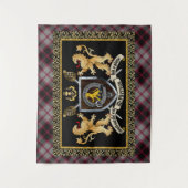 McPherson Clan Badge & Motto w/Lions Wandkleed (Voorkant)