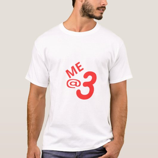 ME @ 3 T-SHIRT (Voorkant)