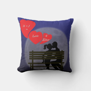 "Me + You 4 Ever" in het Moonlight Sierkussen