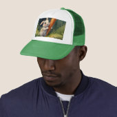 Meadow Bunny Dreams: grillige Trucker Hat Pet (In situ)