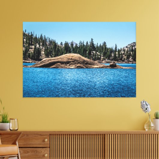 Meadow Lake Rock Island Canvas Afdruk (Insitu (Woonkamer))