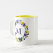 Meadow Monogram - Aangepaste Lavendel Tweekleurige Koffiemok (Voorkant links)