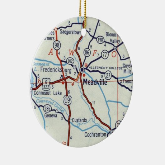 Meadvila PA Keramisch Ornament (Rechts)