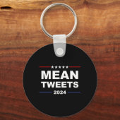 Mean Tweets & amp; Trump 2024 Politieke Gear Gop F Sleutelhanger (Voorkant)