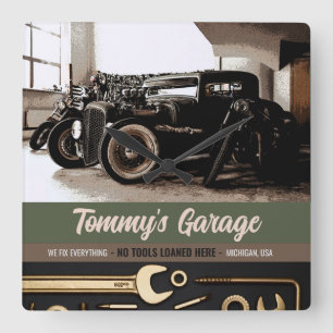 Mechanisch aangepaste motorfiets vierkante klok