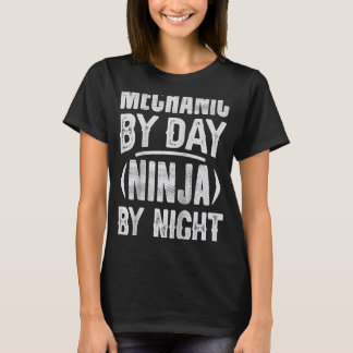 Mechanisch tegen dag Ninja door nachtmechanische k T-shirt