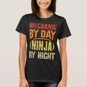 Mechanisch tegen dag Ninja door nachtmechanische k T-shirt