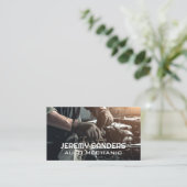 Mechanisch werken aan de motor visitekaartje (Staand voorkant)