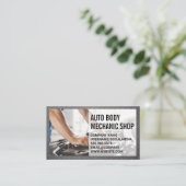 Mechanisch werken aan de motor visitekaartje (Staand voorkant)