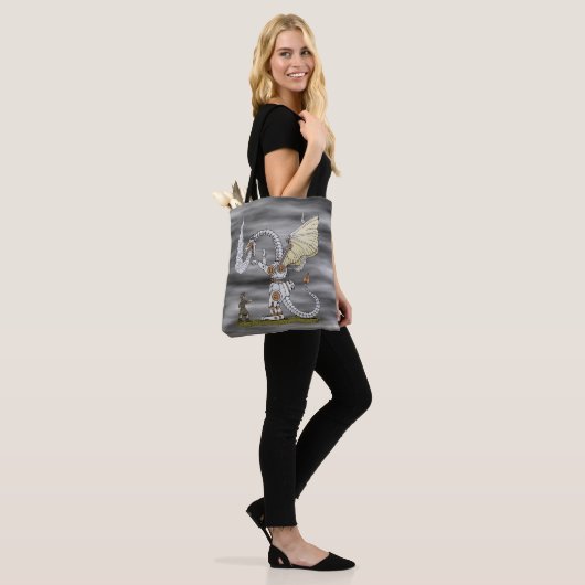 Mechanische draak tote bag (Op model)