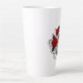 Mechanische haling met rode rozen latte mok (Voorkant)