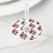 Mechanische haling met rode rozen wijnglaslabel (Dichtbij)